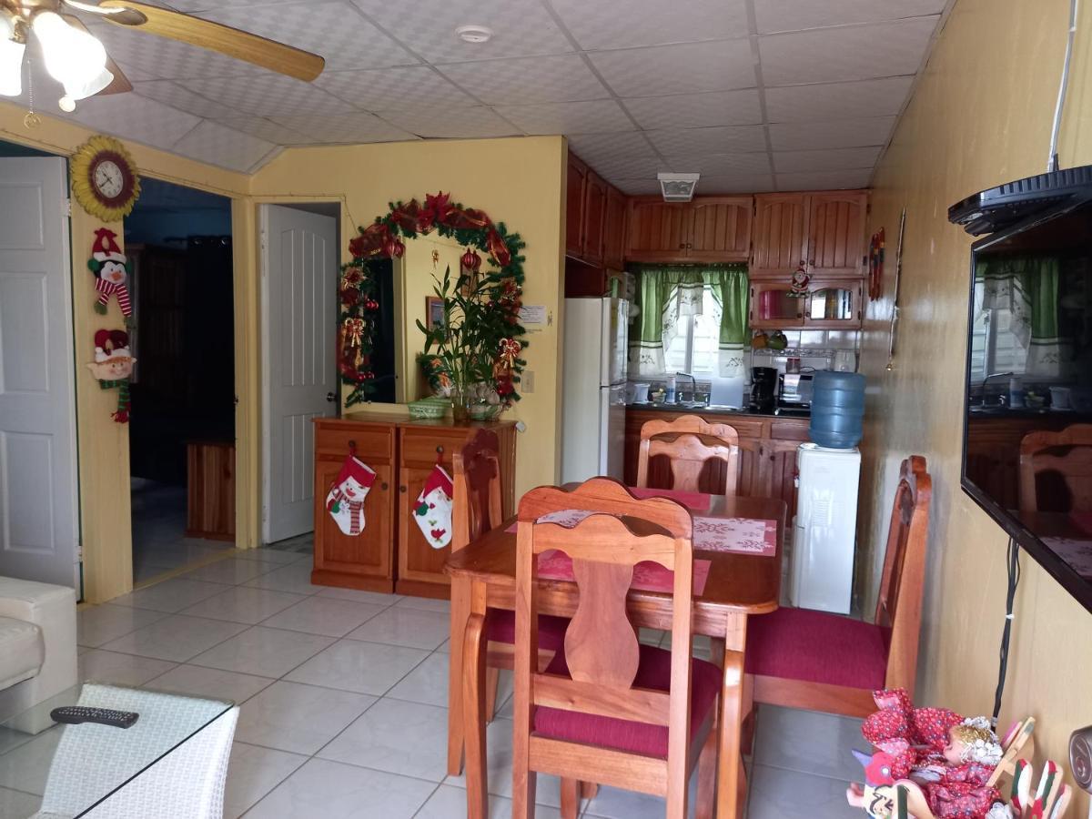 Appartamento Nicol Aparment Bocas del Toro Esterno foto